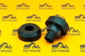 Подушка двигателя Terex  6106848M91