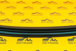 Уплотнение заднего стекла (нижнее) JCB 904/20260