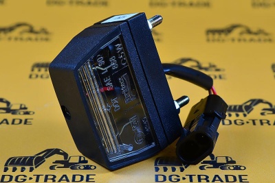 Фонарь освещения номерного знака JCB 700/21000 (1)